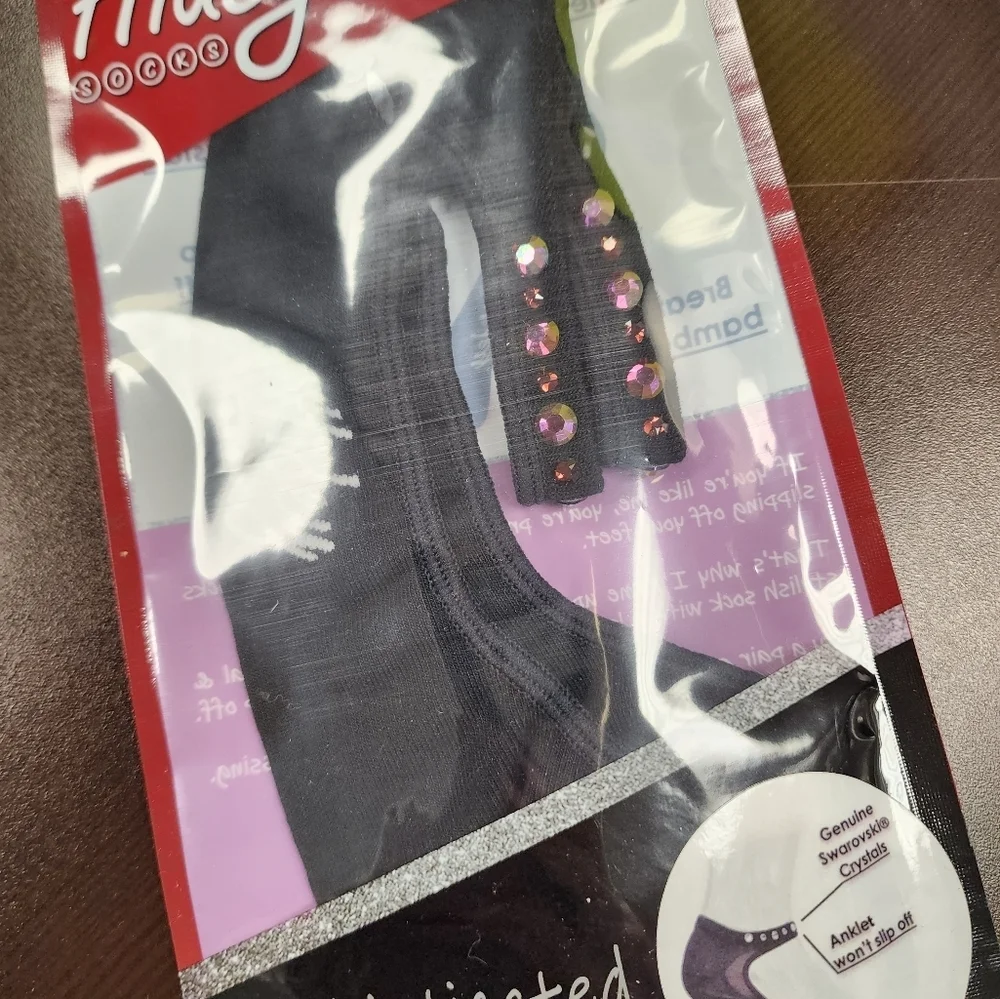 HIDEY SOCKS‎ Swarovski Crystal Embellished No Slip Socks NWT
